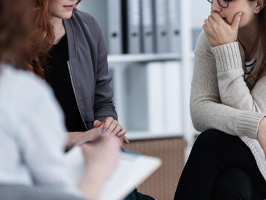 postpartum moms support group